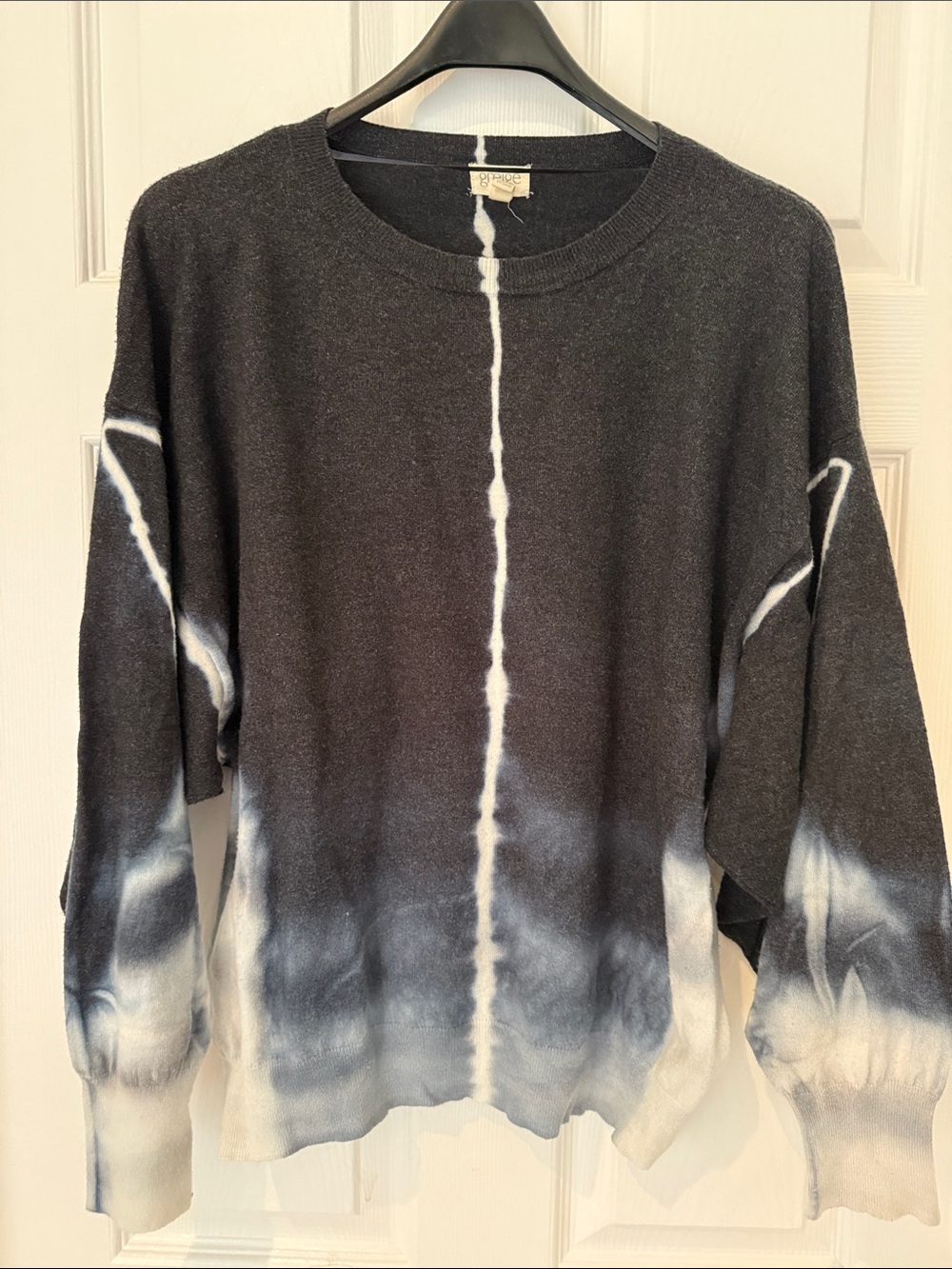 Greige Black & White Tie-Dye Crewneck Sweater with wide sleeves, Size XL